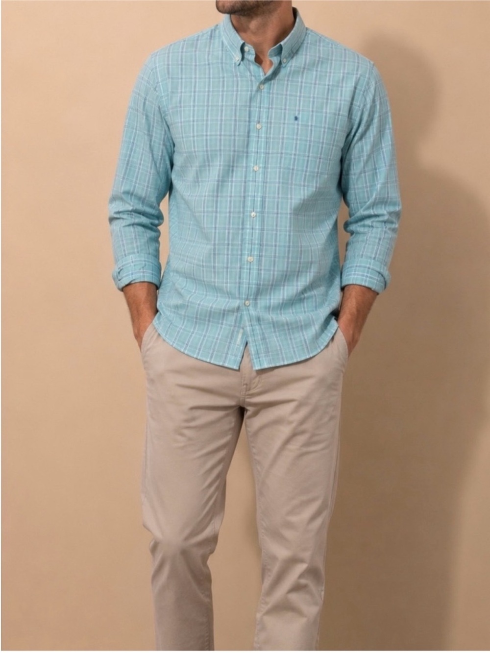 Izod Men's Light Teal Plaid Button-Down Shirt - Long Sleeve